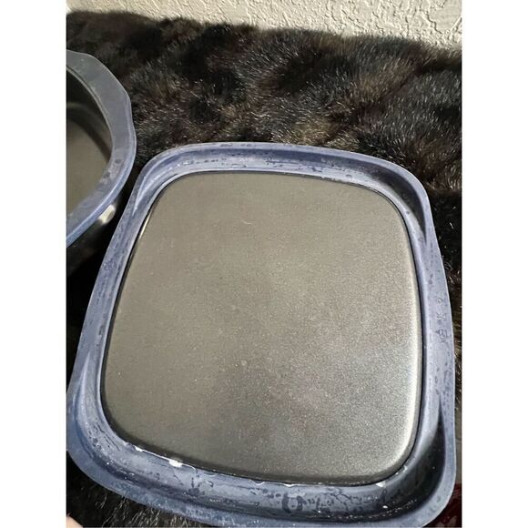 MicroPro Series Microwave Oven Grill Set By Tupperware With Lid - Picture 3 of 5